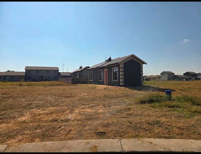 2 BEDROOM HOUSE FOR SALE IN SELCOURT